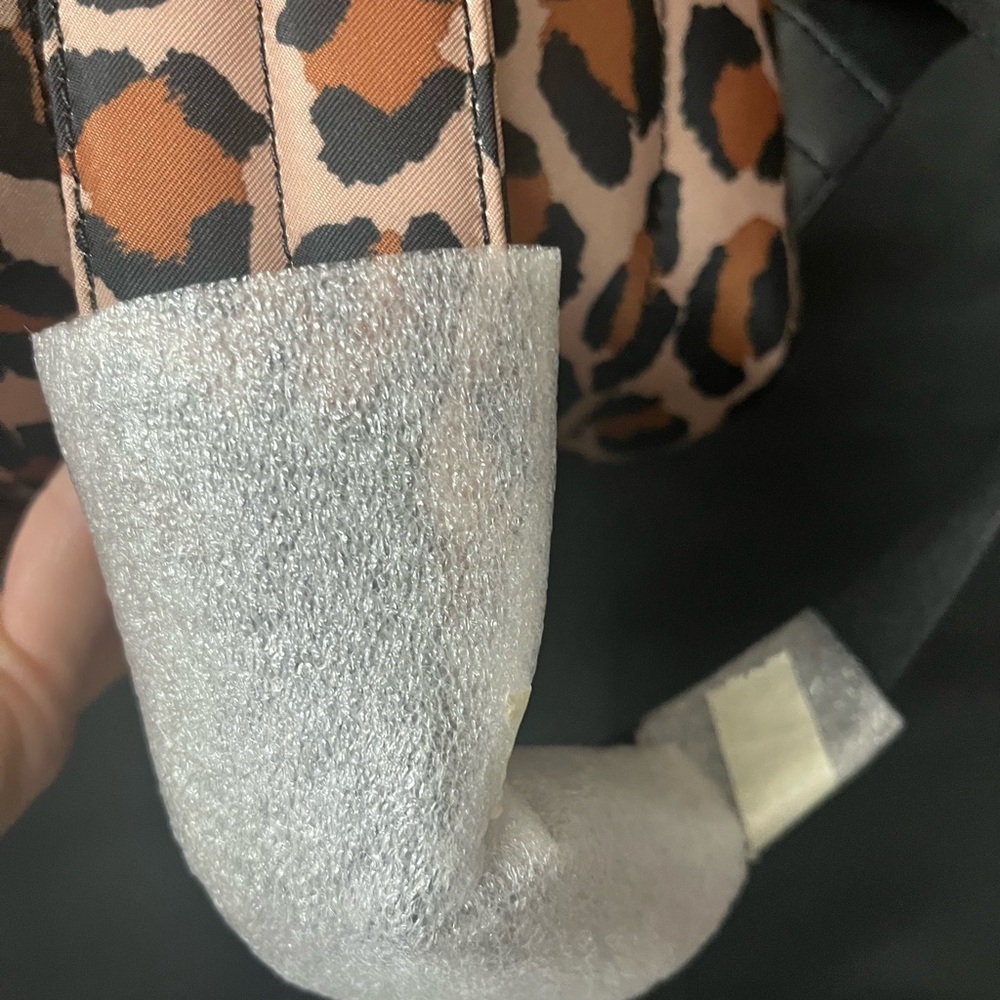 Kate Spade Spotted Leopard Backpack NWT - Picture 11 of 13